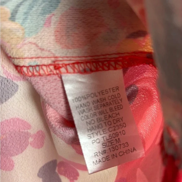 Umgee Be So Bold Top Medium Mixed Print Animal Floral Faux Wrap Ruffle Sleeve - Picture 5 of 6